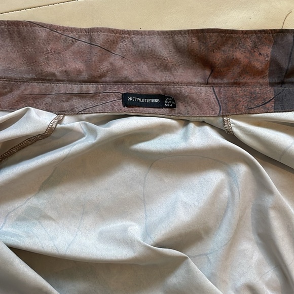 Abstract looking loose blouse - Picture 5 of 6